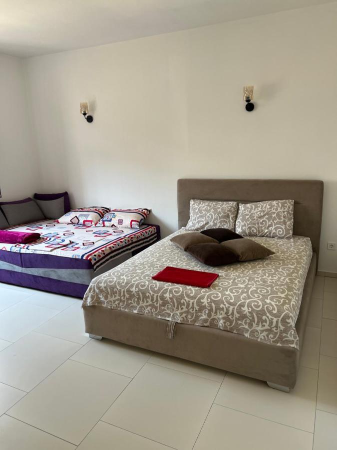 Apartments Stuart Utjeha Zewnętrze zdjęcie
