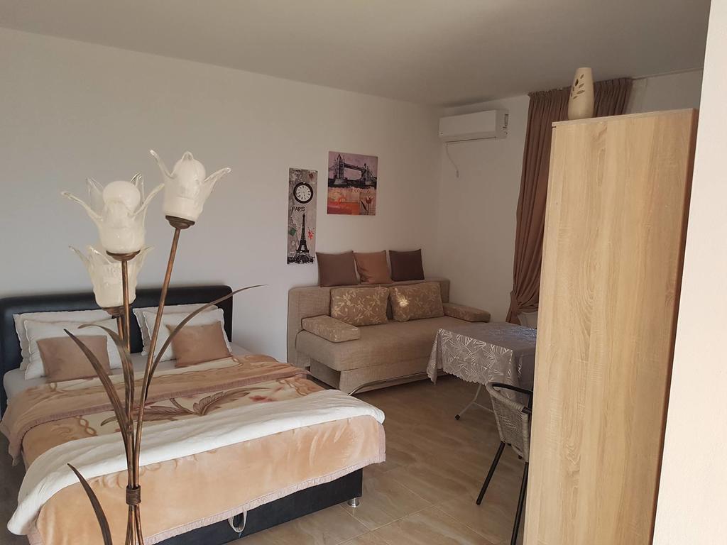 Apartments Stuart Utjeha Zewnętrze zdjęcie