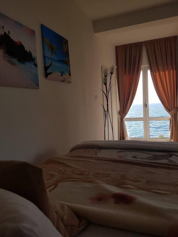 Apartments Stuart Utjeha Zewnętrze zdjęcie