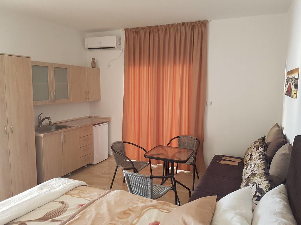 Apartments Stuart Utjeha Zewnętrze zdjęcie