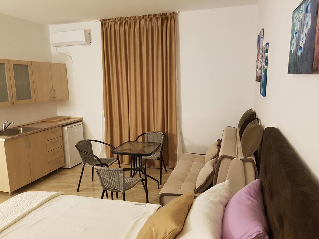 Apartments Stuart Utjeha Zewnętrze zdjęcie