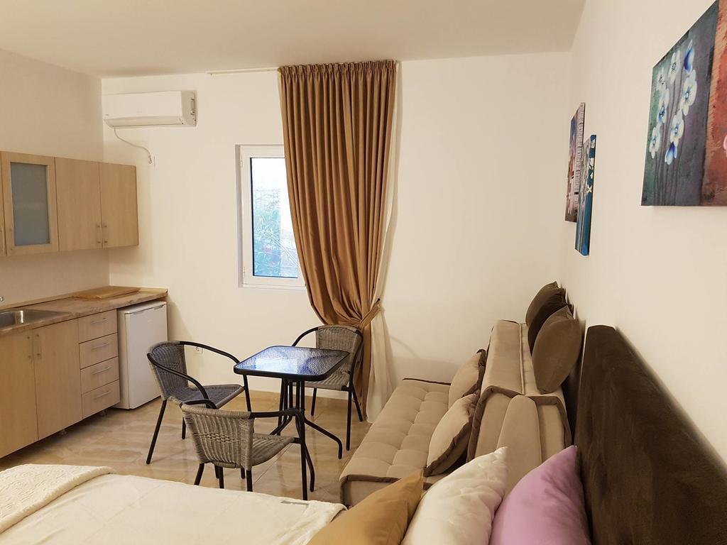 Apartments Stuart Utjeha Zewnętrze zdjęcie